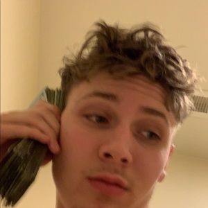 Meet your Posher, Dylan